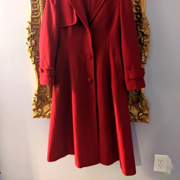 Sara Steven Heavy red winter coat - Picture 5 of 9